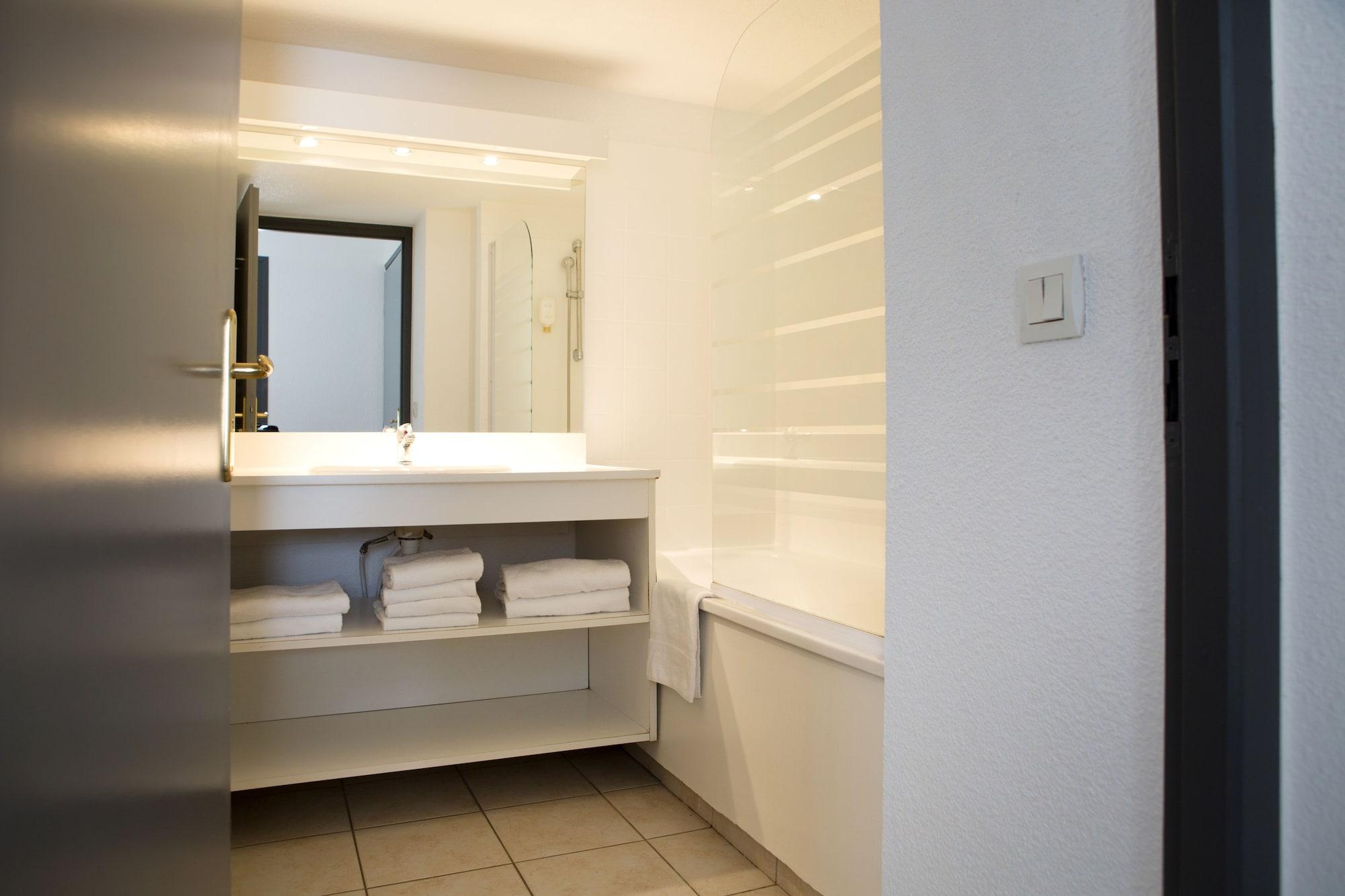 Comfort Aparthotel Divonne La Versoix Zewnętrze zdjęcie